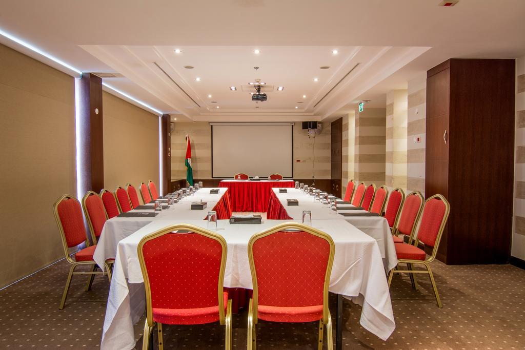 Grand Park Hotel Ramallah Exterior photo